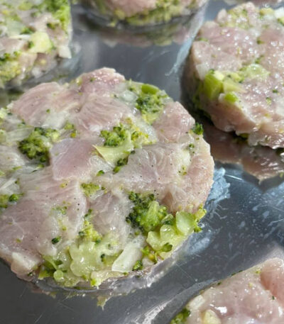 Chicken patties with broccoli